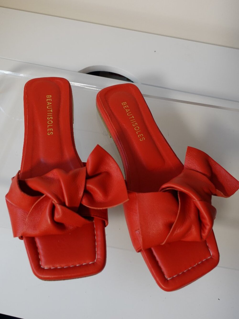 Beautiisoles vibrant red leather slide sandals Size 8